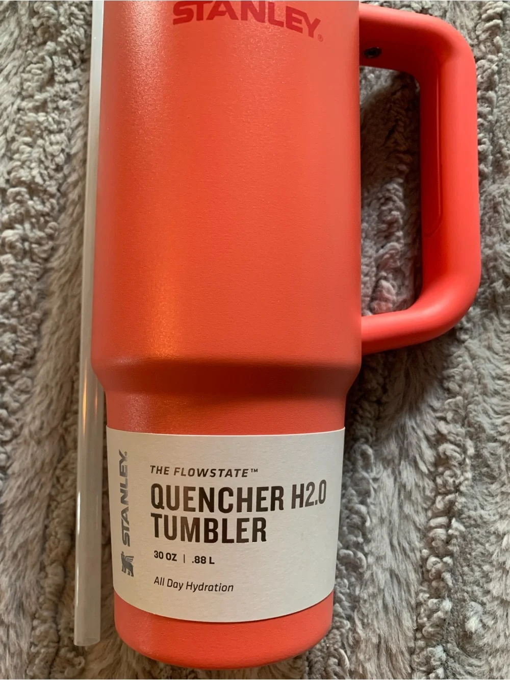 Stanley The Quencher H2.0 Flowstate™ Tumbler | 30 OZ. In Hot Coral NWT - Picture 2 of 3